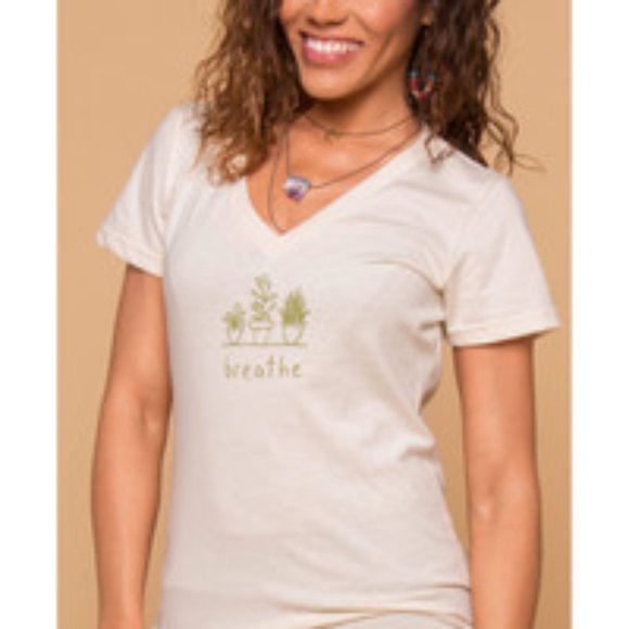 Breathe Graphic Eco V-neck NWT - Picture 2 of 5